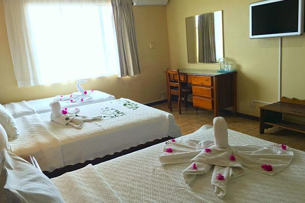 Hotel Yadran Beach Resort Puntarenas Esterno foto